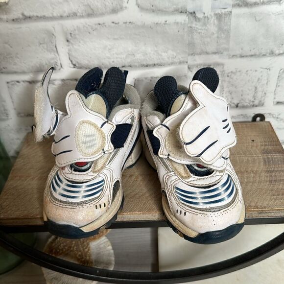 Disney's Mickey Peek-A-Boo Sneakers Toddler Size 7 - Picture 5 of 9